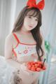 DJAWA Photo - Son Ye-Eun (손예은): "Strawbeery Girl" (152 photos) P139 No.db6d4f